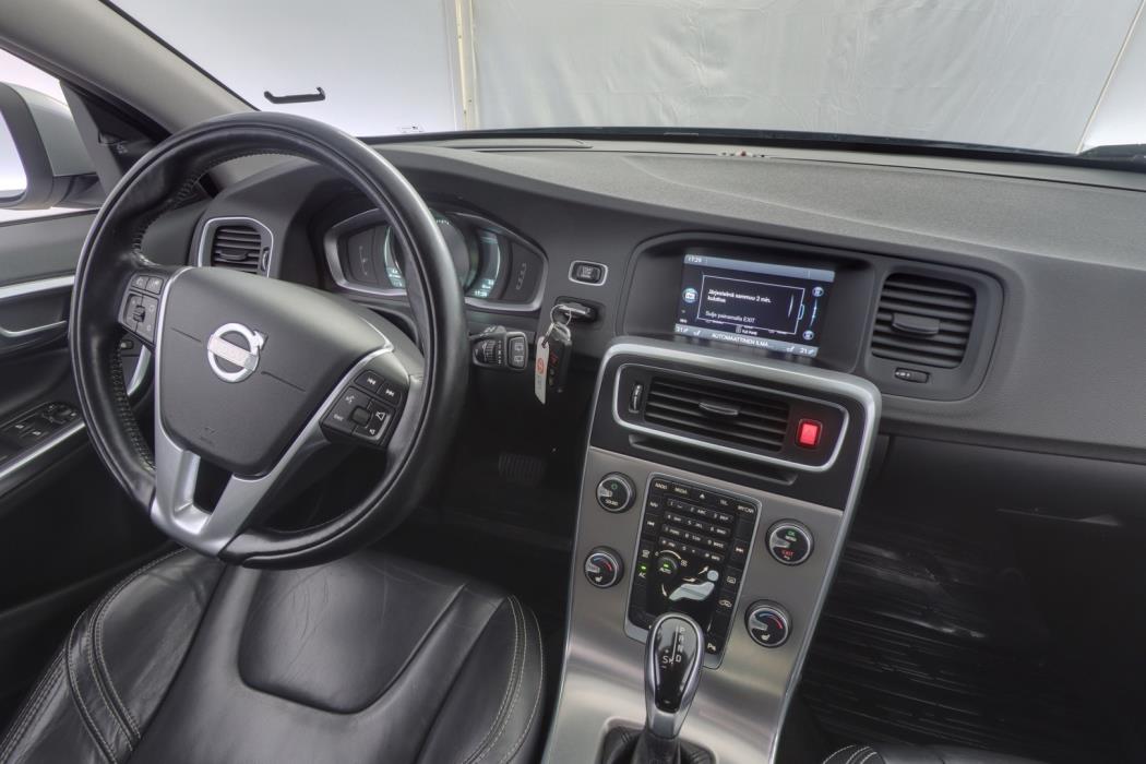 VOLVO V60 2014