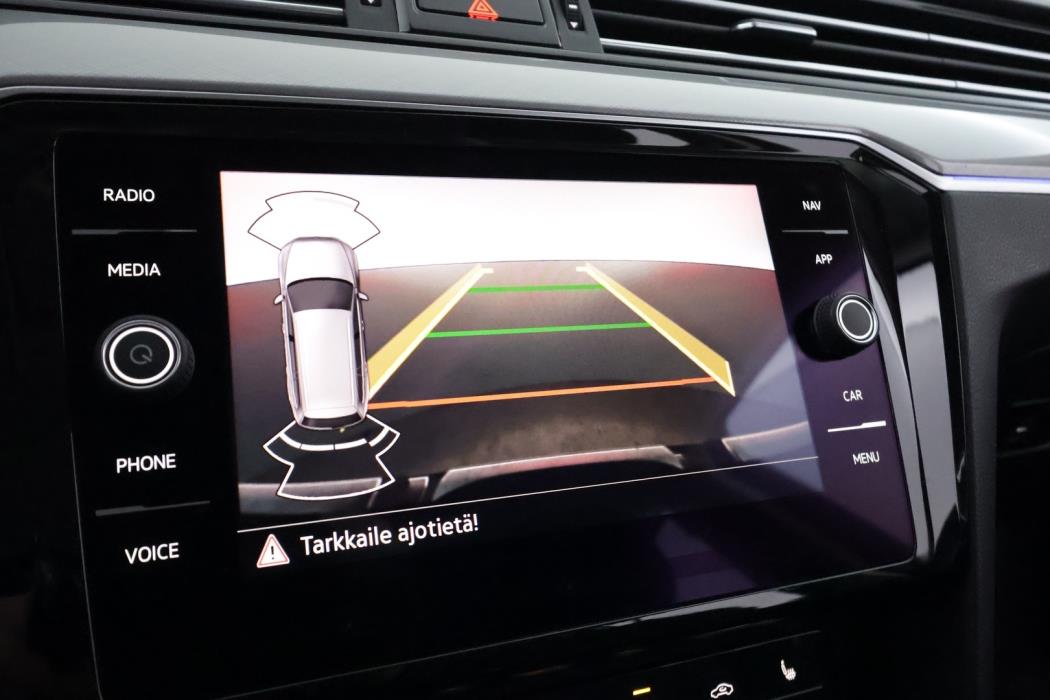 VOLKSWAGEN Passat 2021