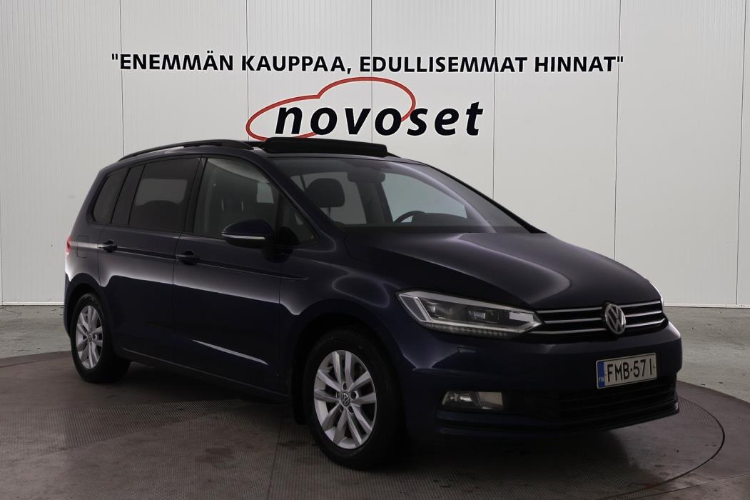 VOLKSWAGEN Touran 2016