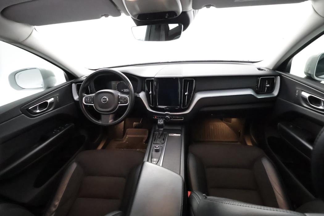 VOLVO XC60 2018