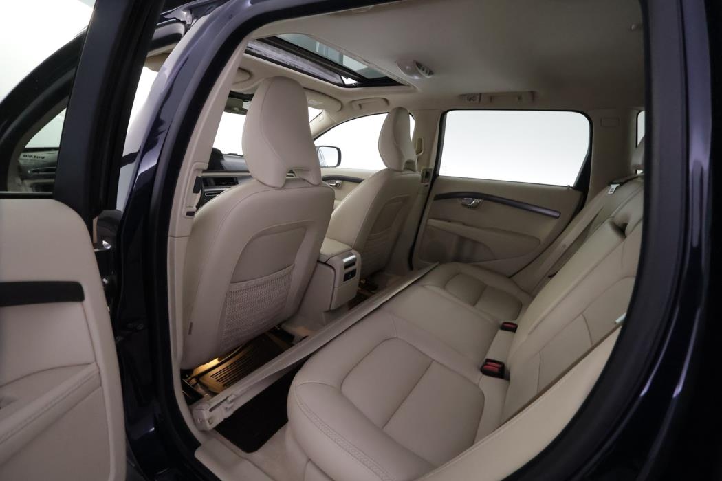 VOLVO XC70 2016