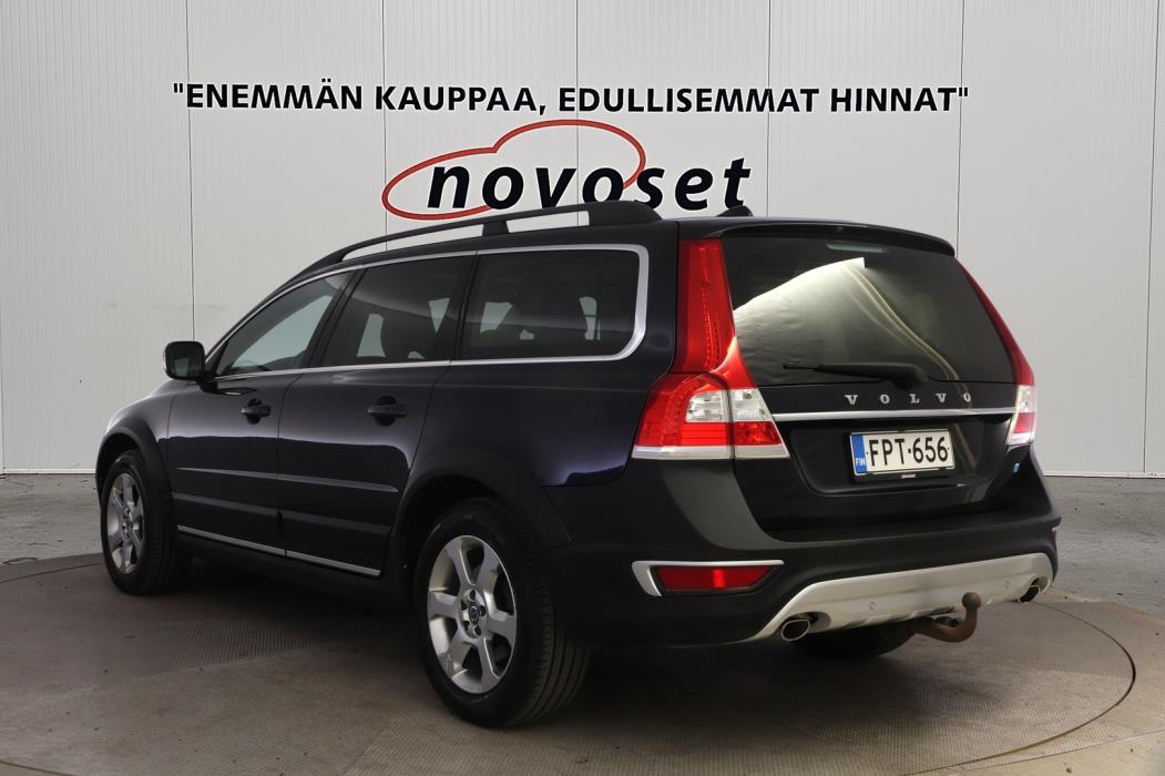 VOLVO XC70 2016