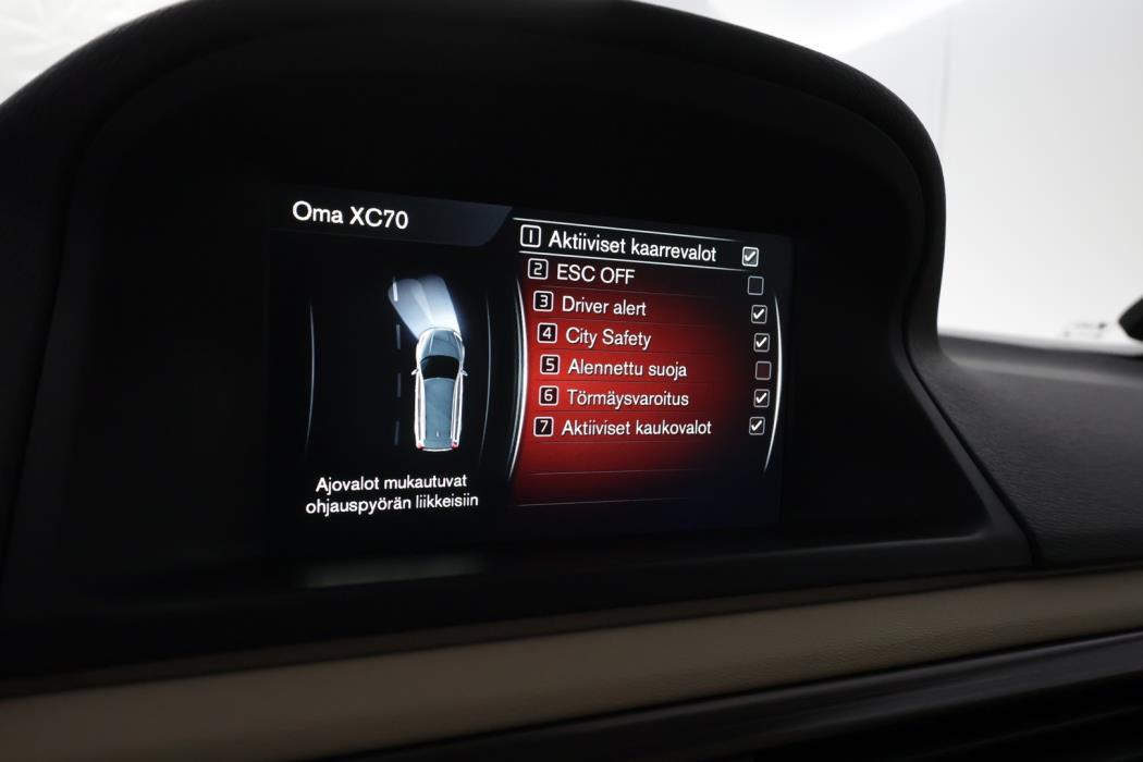 VOLVO XC70 2016