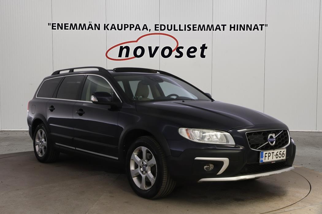 VOLVO XC70 2016
