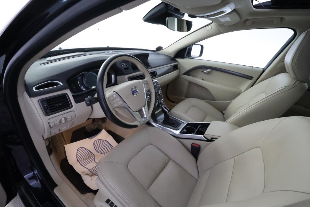 VOLVO XC70 2016