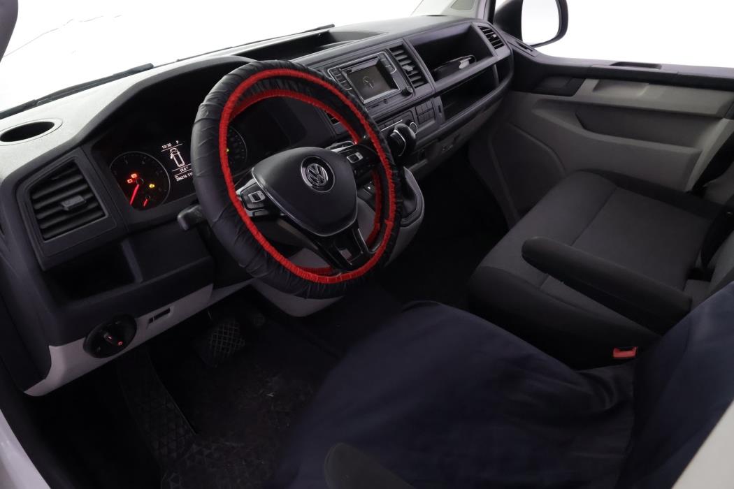 VOLKSWAGEN Transporter 2017