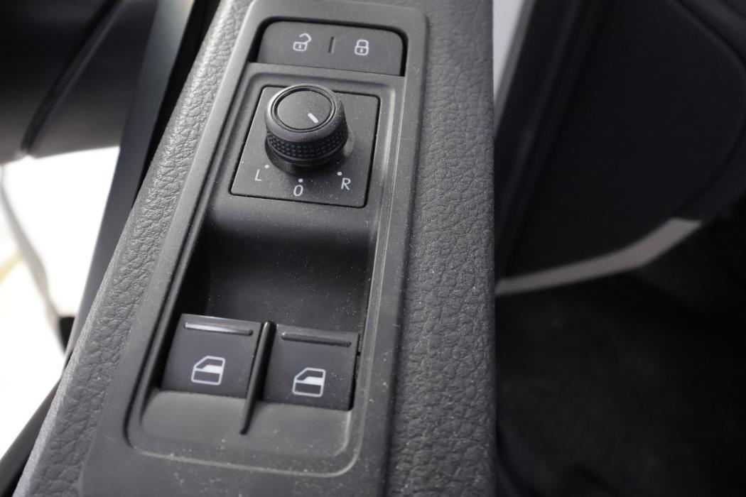 VOLKSWAGEN Transporter 2017