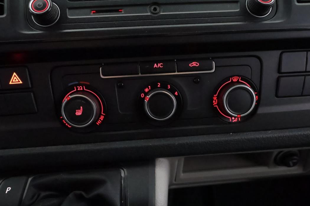 VOLKSWAGEN Transporter 2017
