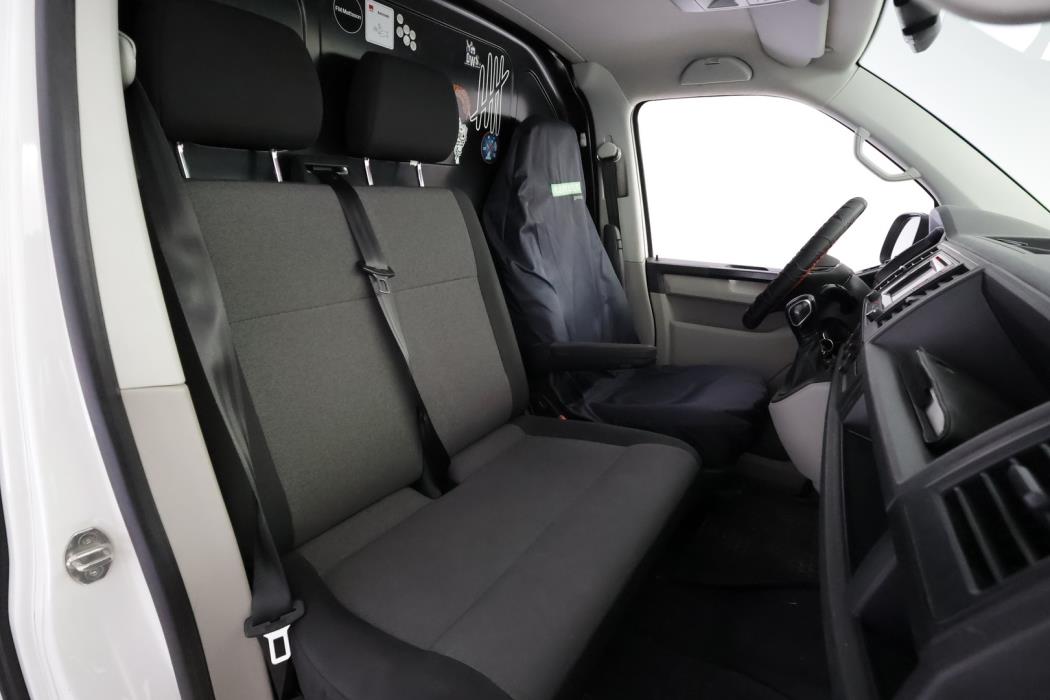 VOLKSWAGEN Transporter 2017