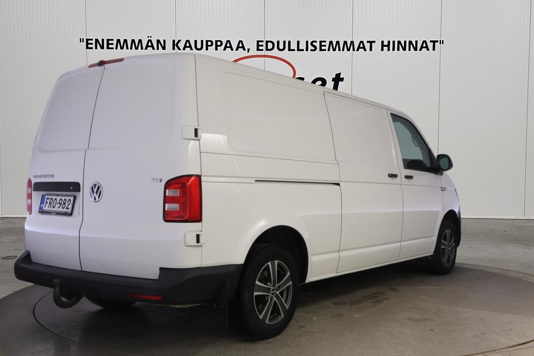 VOLKSWAGEN Transporter 2017