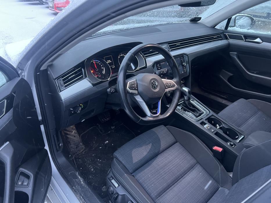 VOLKSWAGEN Passat 2020