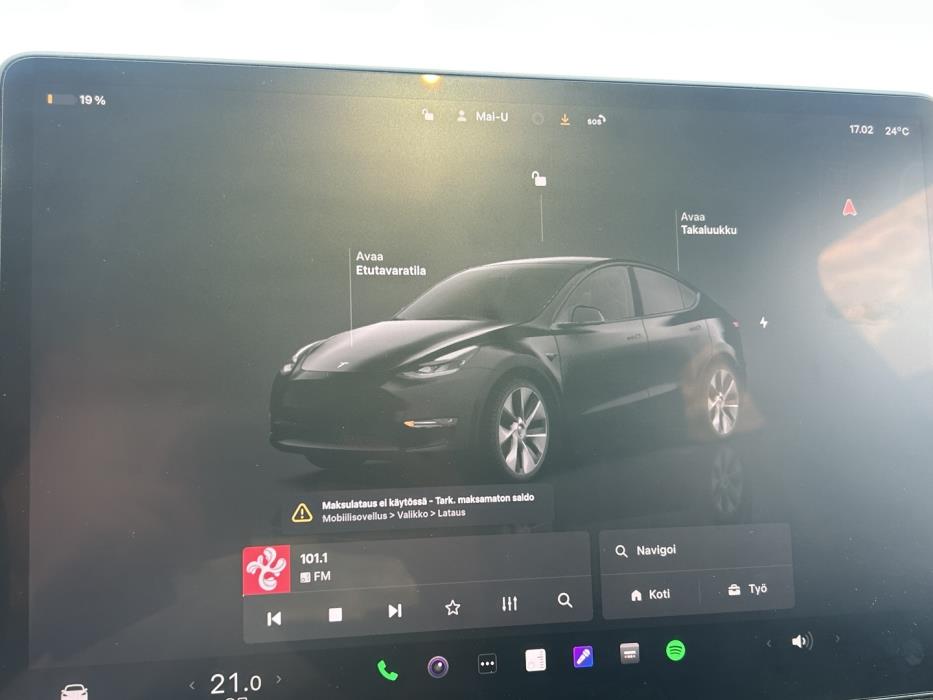 TESLA Model Y 2022