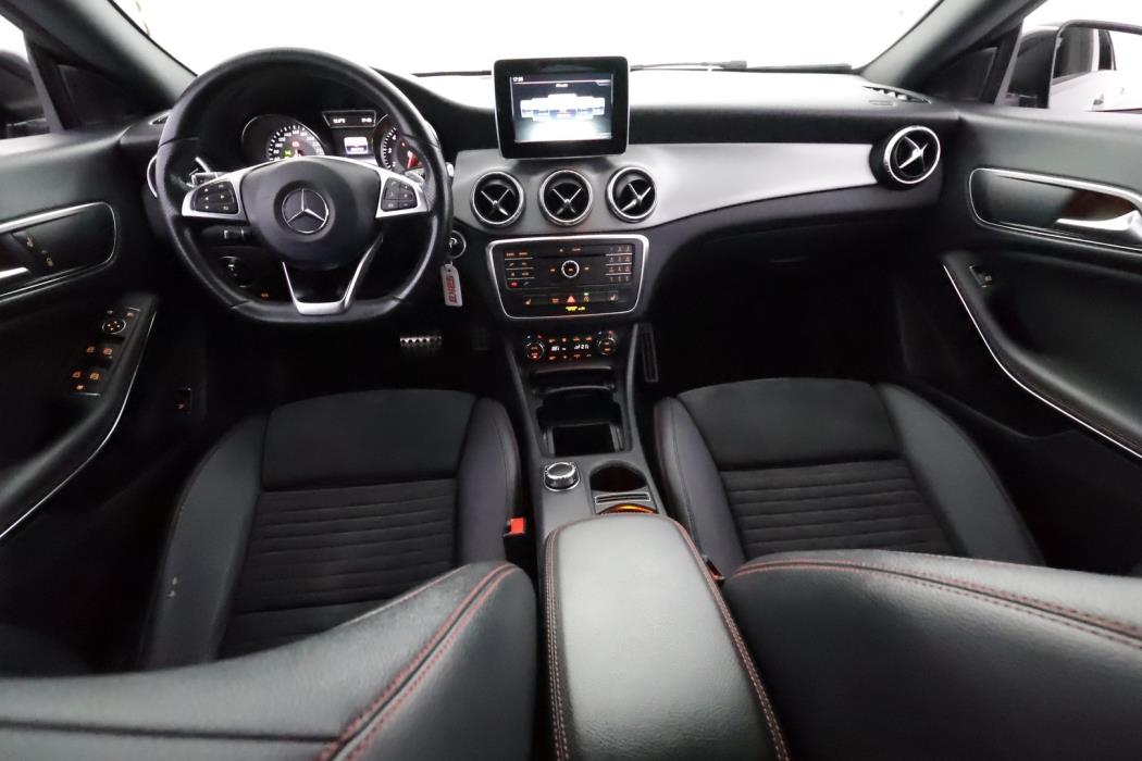 MERCEDES-BENZ CLA 2016