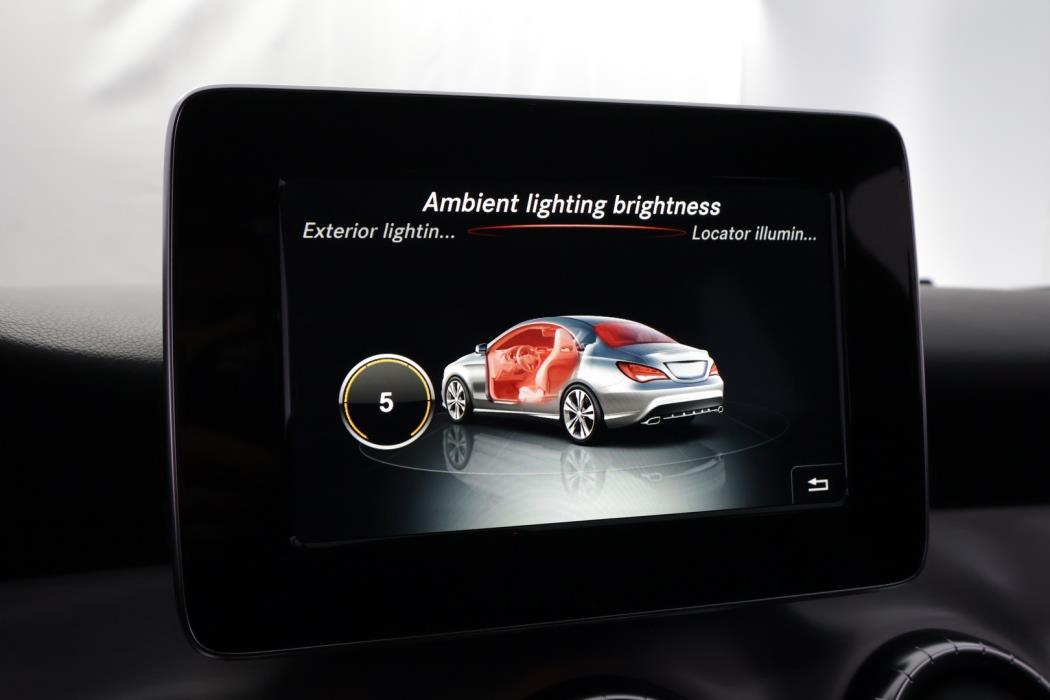 MERCEDES-BENZ CLA 2016