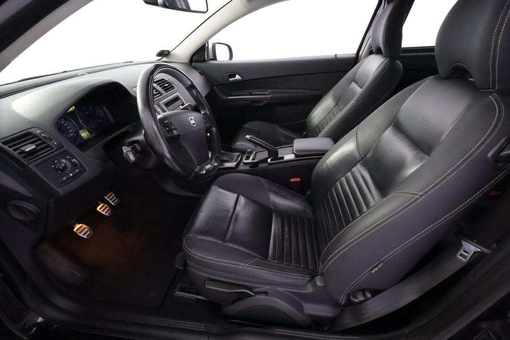 VOLVO C30 2012