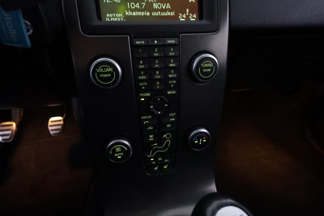 VOLVO C30 2012