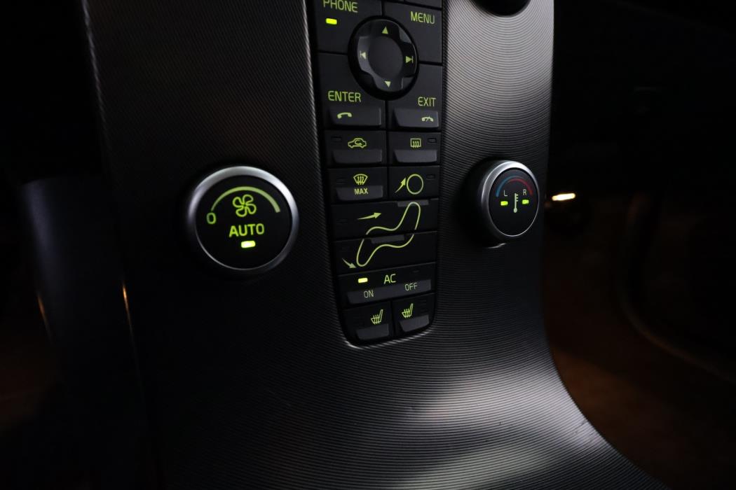 VOLVO C30 2012