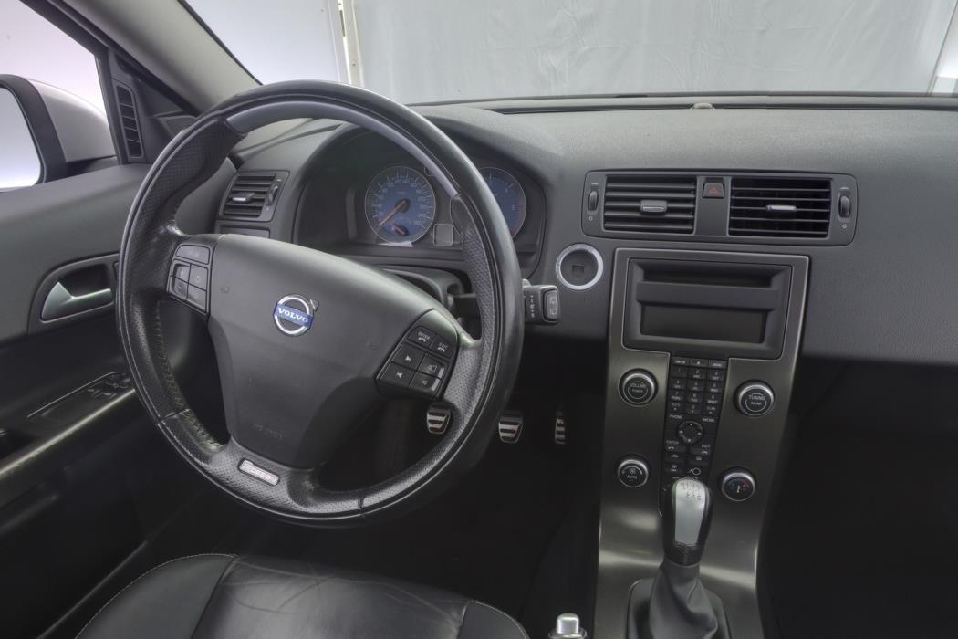 VOLVO C30 2012