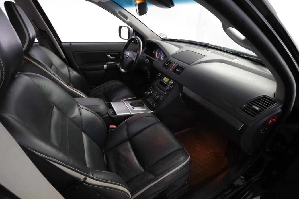 VOLVO XC90 2010