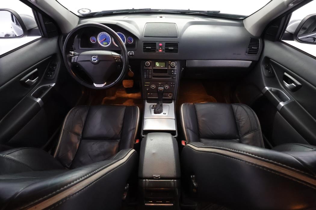 VOLVO XC90 2010