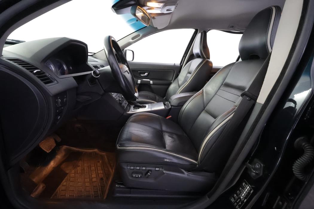 VOLVO XC90 2010