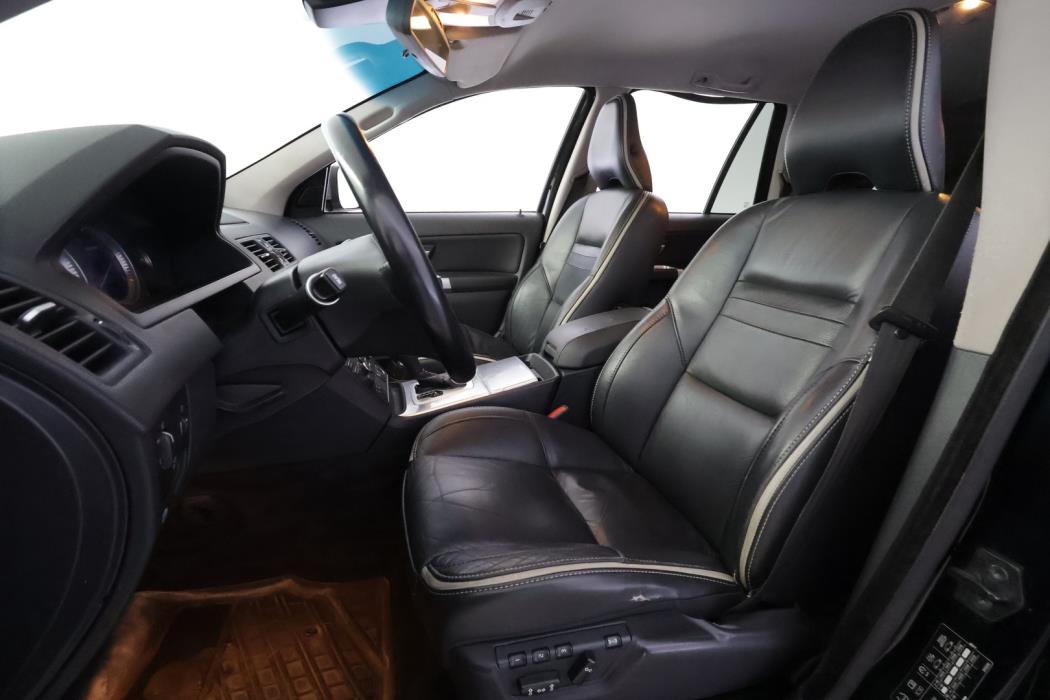VOLVO XC90 2010
