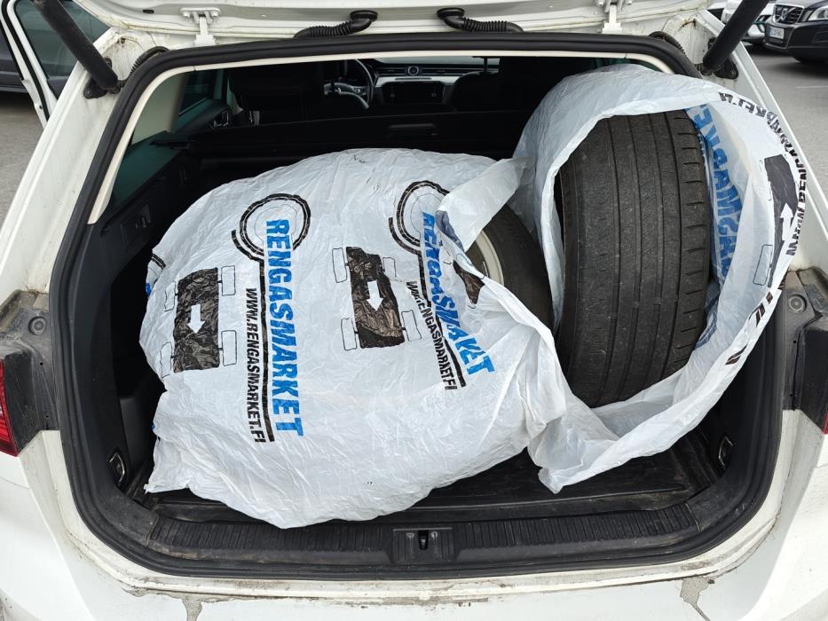 VOLKSWAGEN Passat 2018