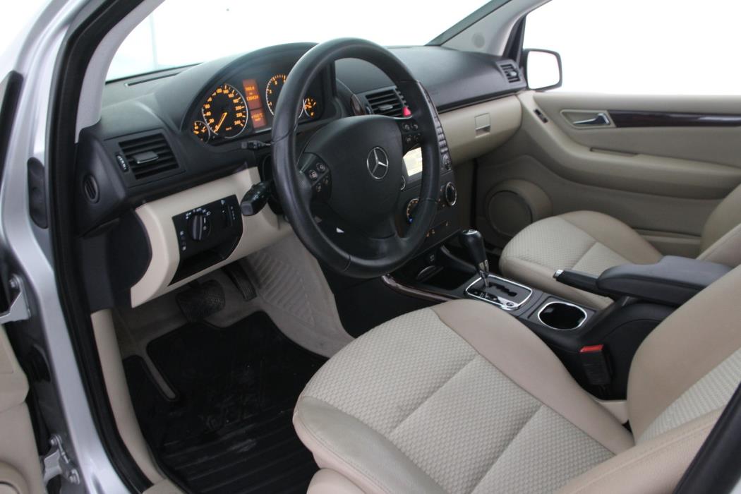 MERCEDES-BENZ A 2009