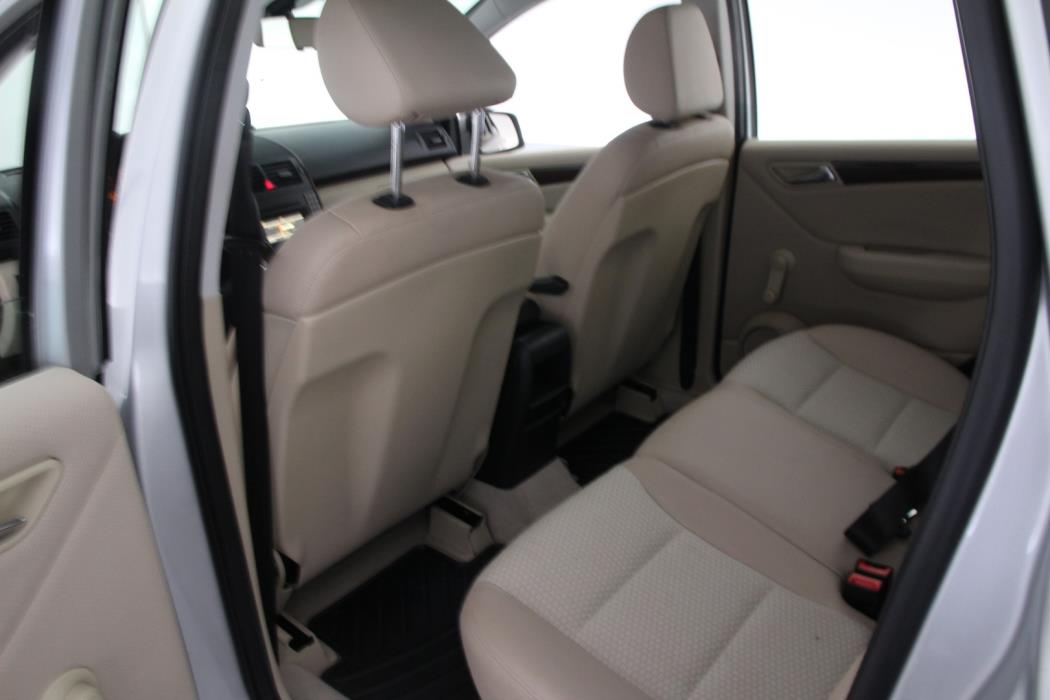 MERCEDES-BENZ A 2009