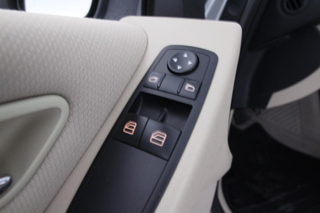 MERCEDES-BENZ A 2009