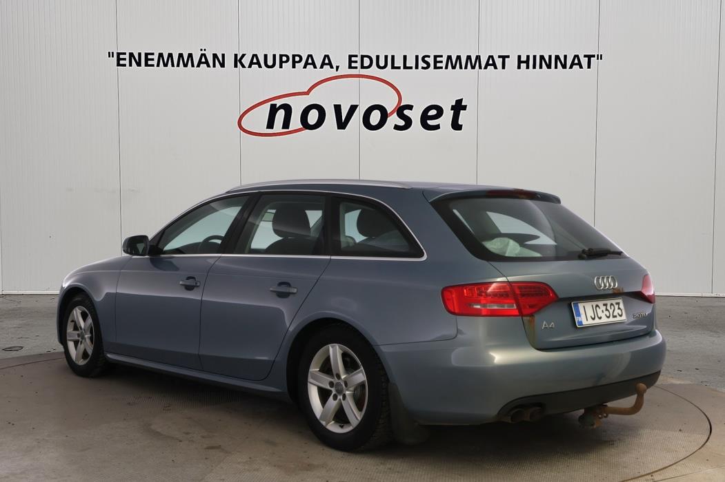 AUDI A4 2009