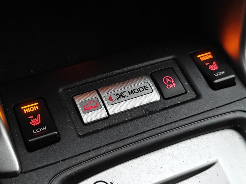 SUBARU Forester 2014