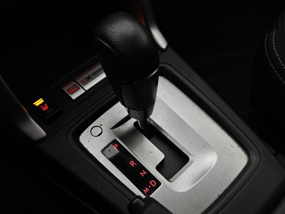 SUBARU Forester 2014