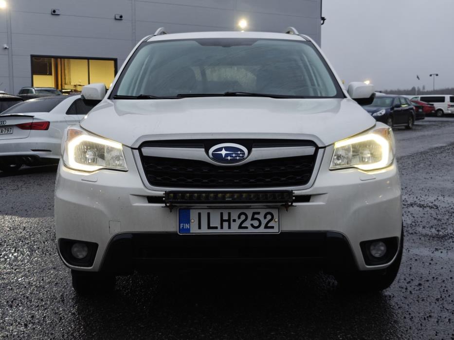 SUBARU Forester 2014