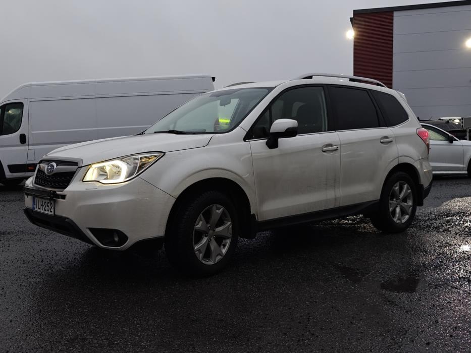 SUBARU Forester 2014
