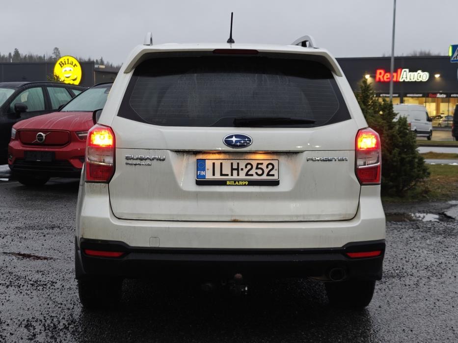 SUBARU Forester 2014