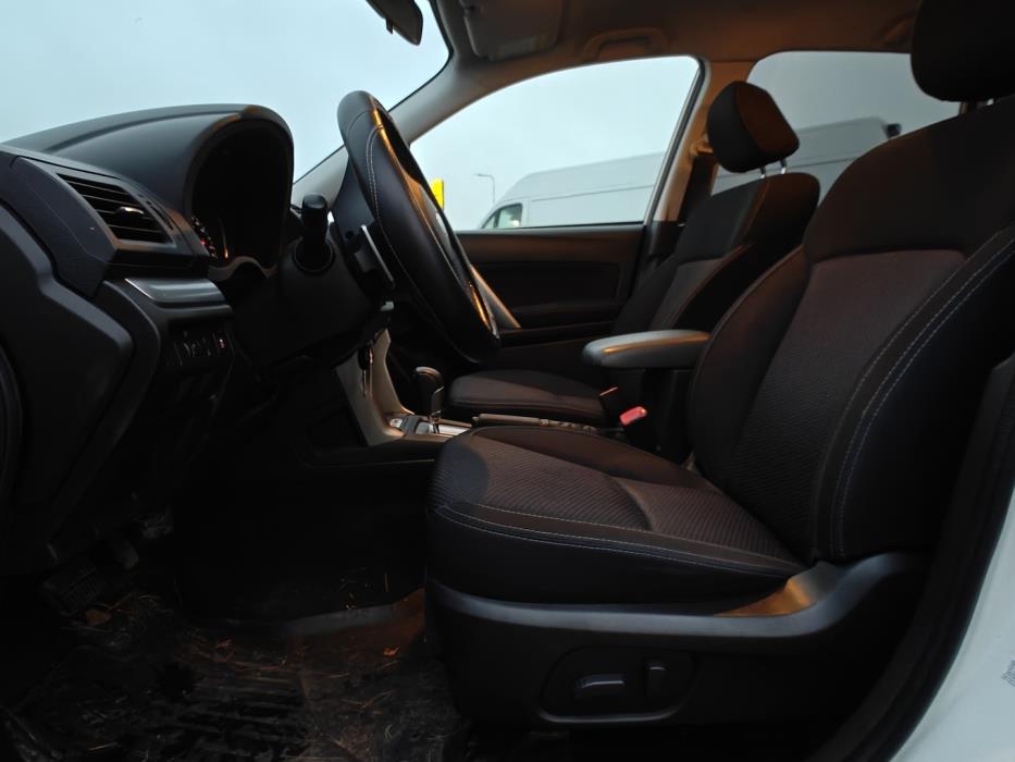 SUBARU Forester 2014