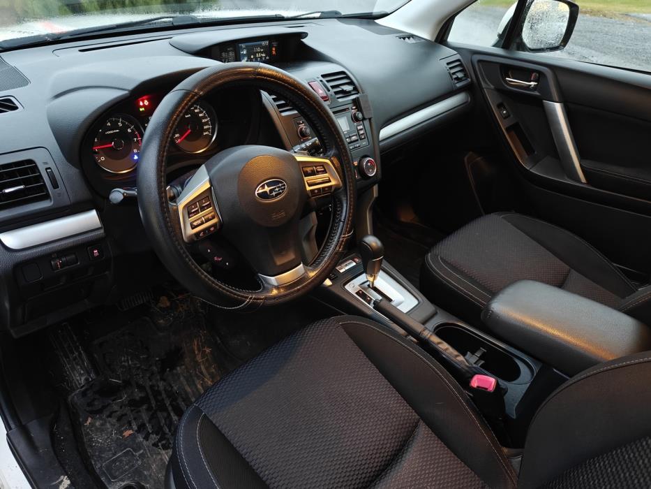 SUBARU Forester 2014