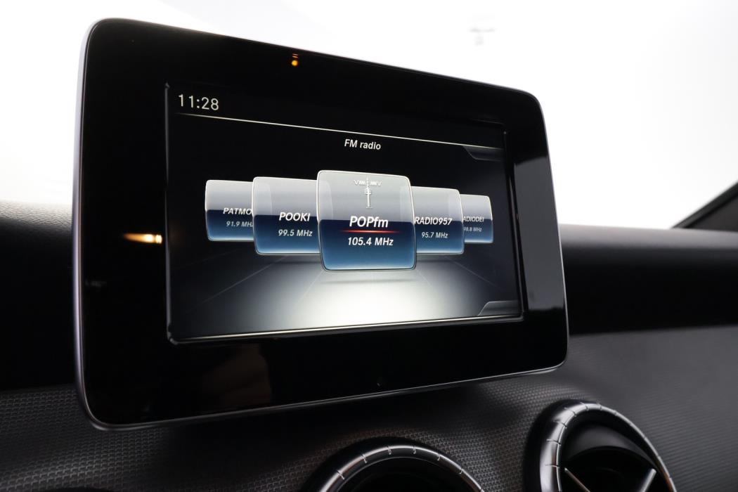 MERCEDES-BENZ CLA 2017