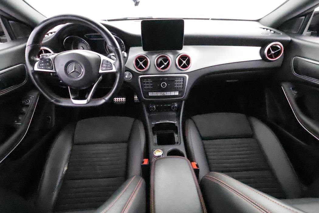 MERCEDES-BENZ CLA 2019
