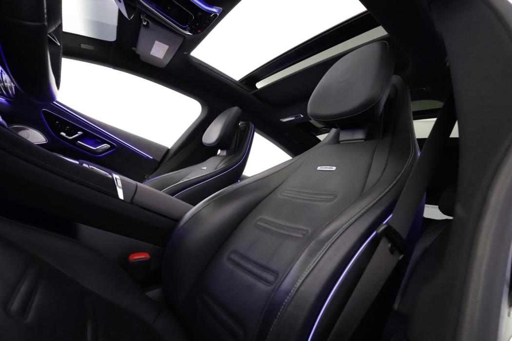 MERCEDES-BENZ EQS 2022
