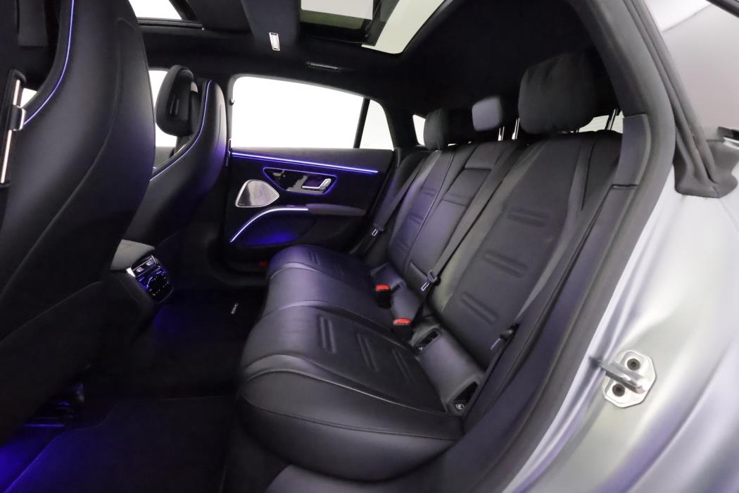 MERCEDES-BENZ EQS 2022
