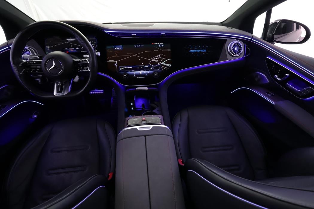 MERCEDES-BENZ EQS 2022