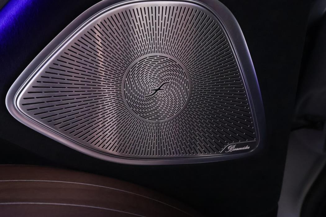MERCEDES-BENZ EQS 2022