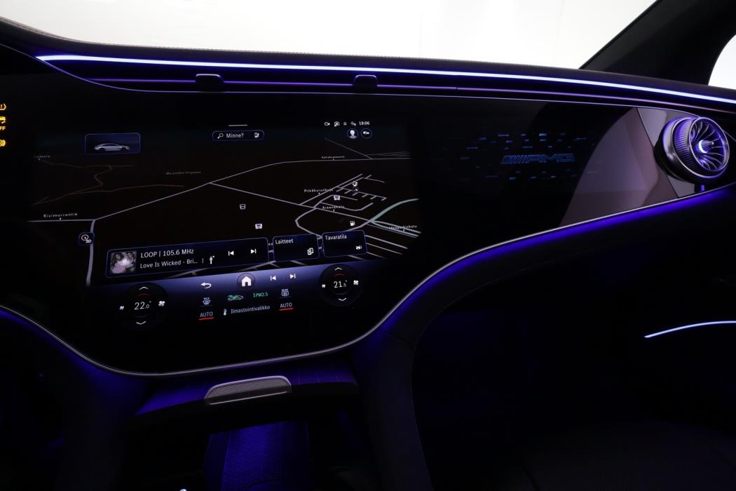 MERCEDES-BENZ EQS 2022