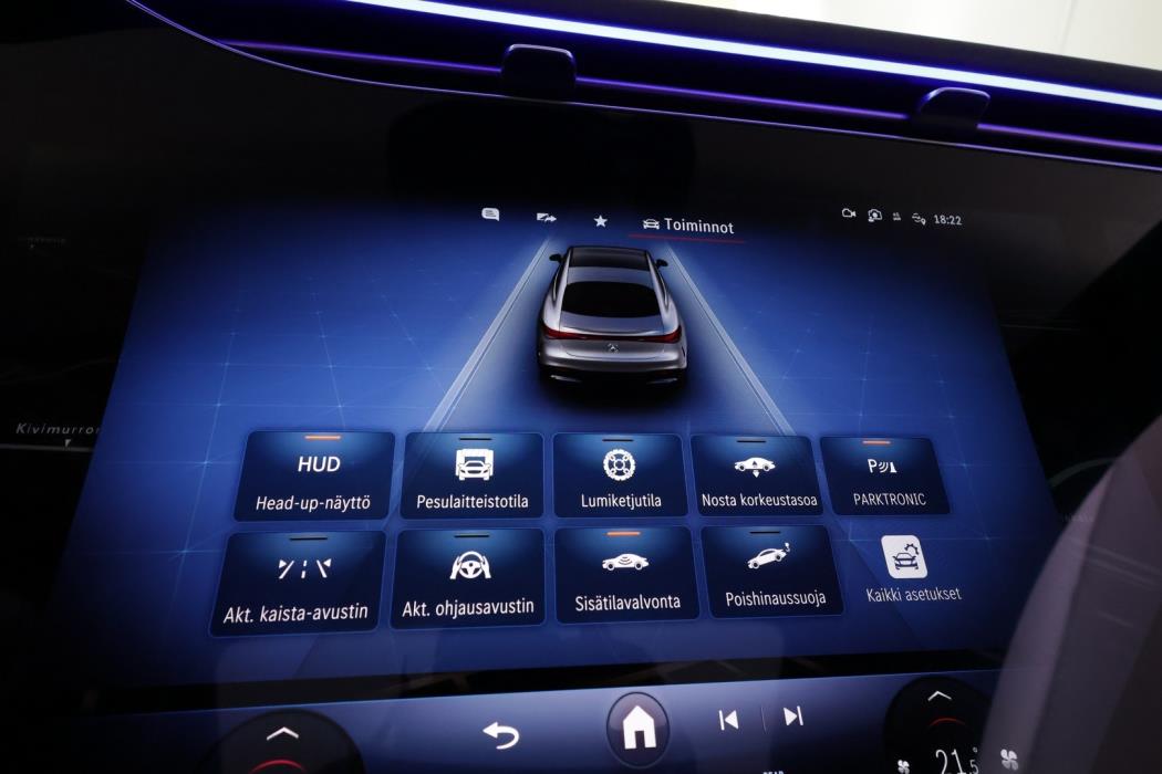 MERCEDES-BENZ EQS 2022