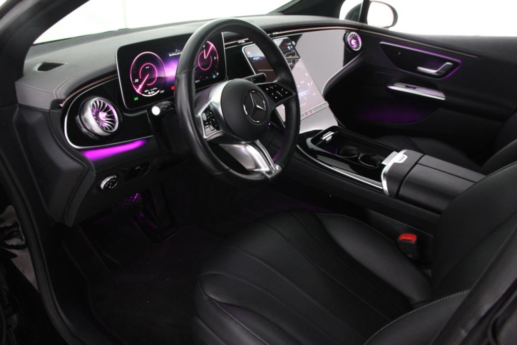 MERCEDES-BENZ EQE 2023