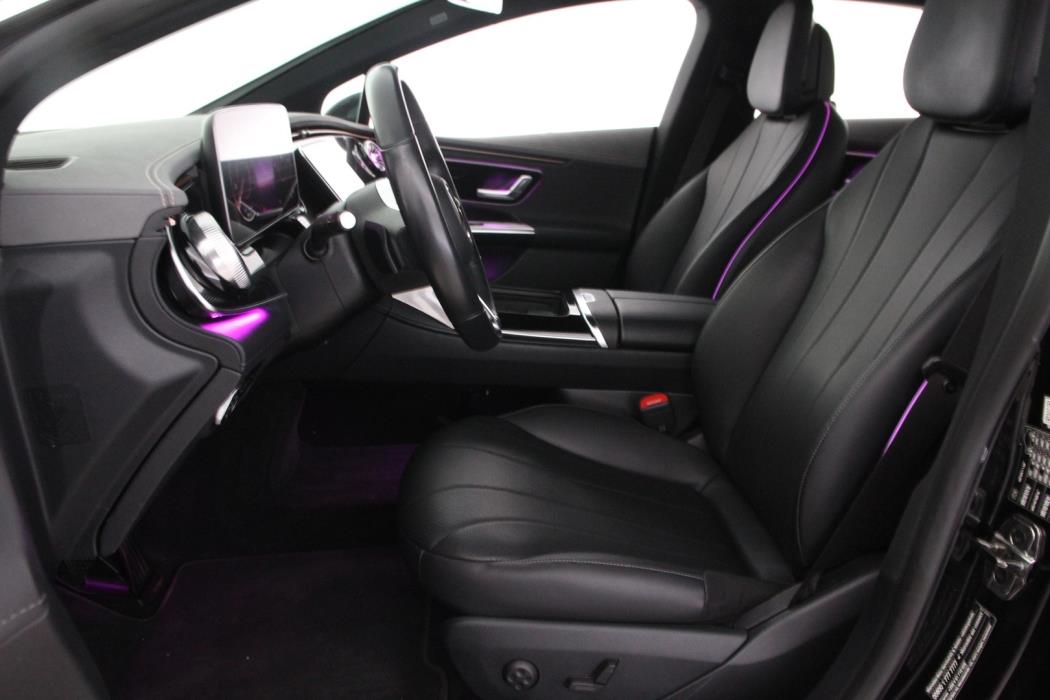 MERCEDES-BENZ EQE 2023