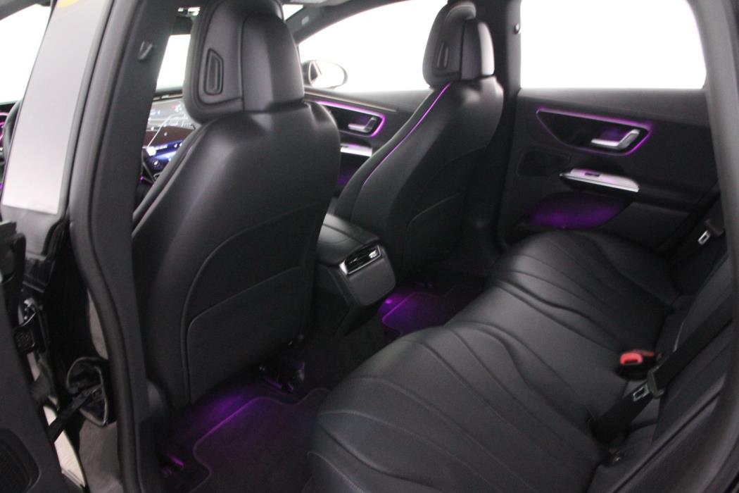 MERCEDES-BENZ EQE 2023