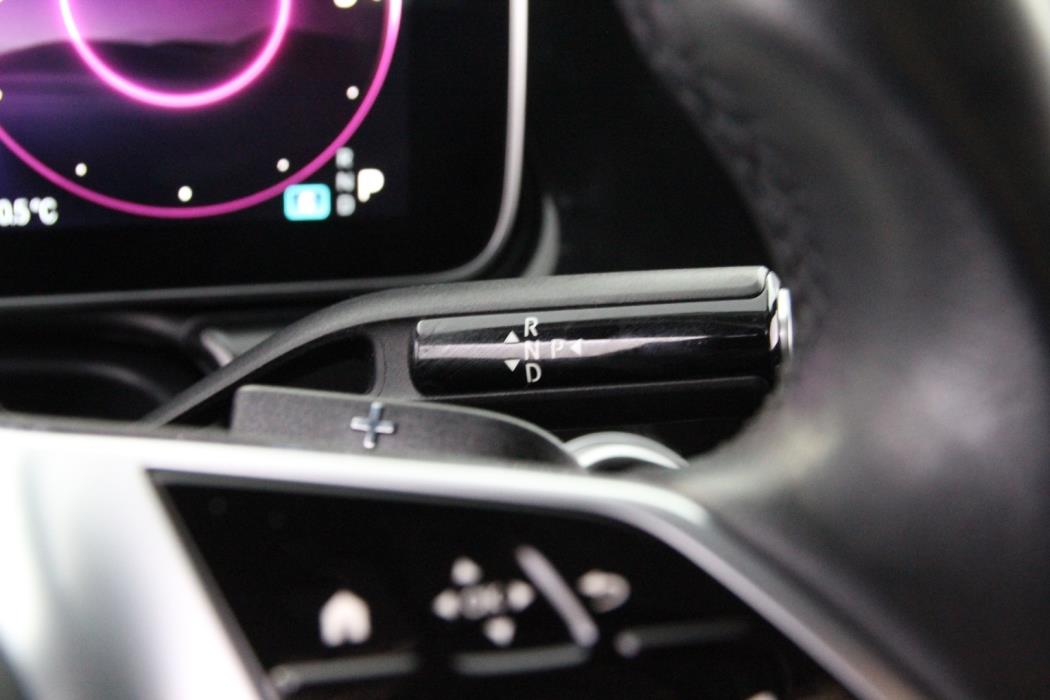 MERCEDES-BENZ EQE 2023